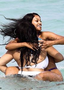 弗尔利前女友爆料视频,揭秘两人感情纠葛 第1张 弗尔利前女友爆料视频,揭秘两人感情纠葛 第1张